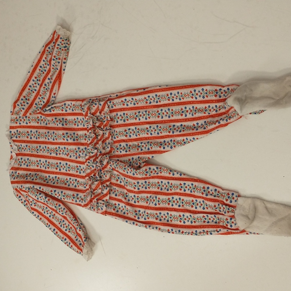 Lanz of Salzburg Vintage Red and White Kids Pajamas - Picture 5 of 9